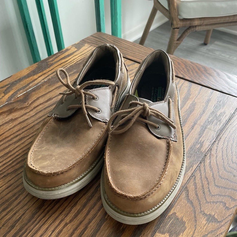 Sketchers mens shoes